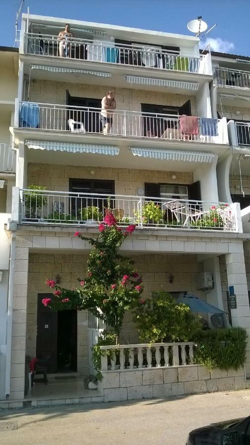 Apartments Mia Podgora Exterior photo